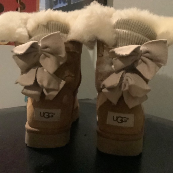 Ugg boots - Picture 2 of 4